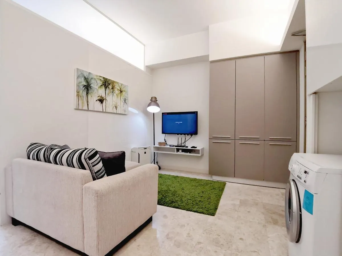 The Signature & Hotel Suites Mont Kiara Kuala Lumpur 0*,